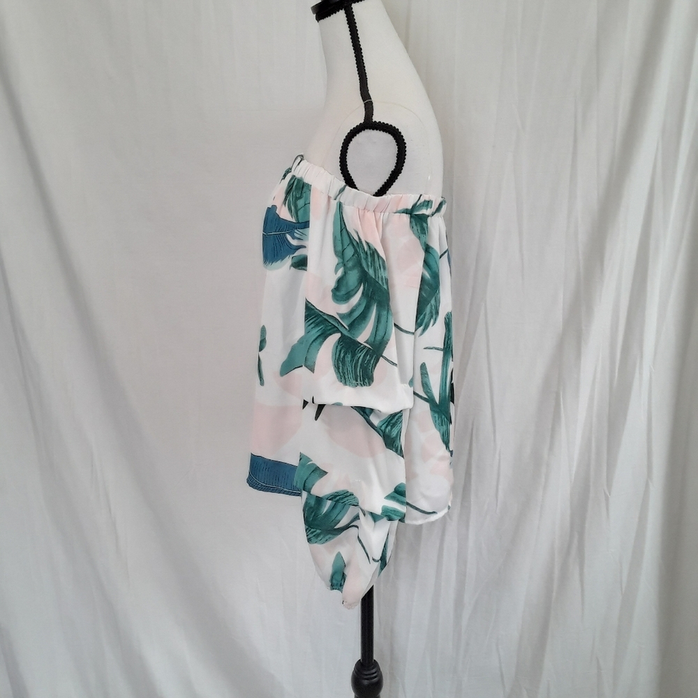 4/$25 Charlotte Russe Off The Shoulder Blouse - Picture 3 of 5
